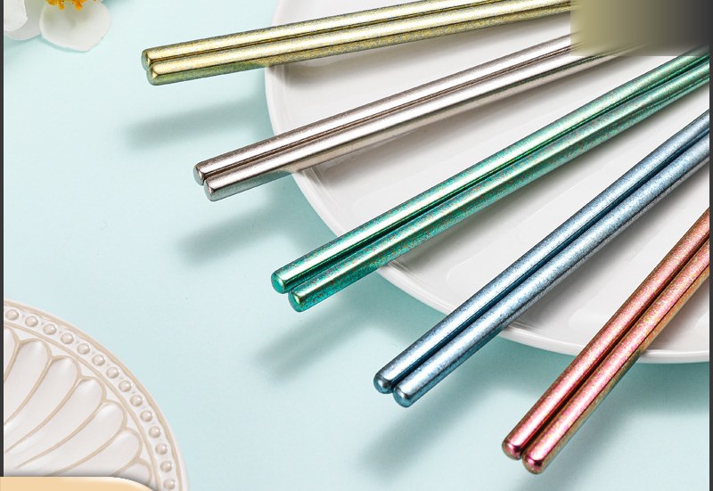 Gradient Titanium Chopsticks — pure titanium cutlery by Tivarol